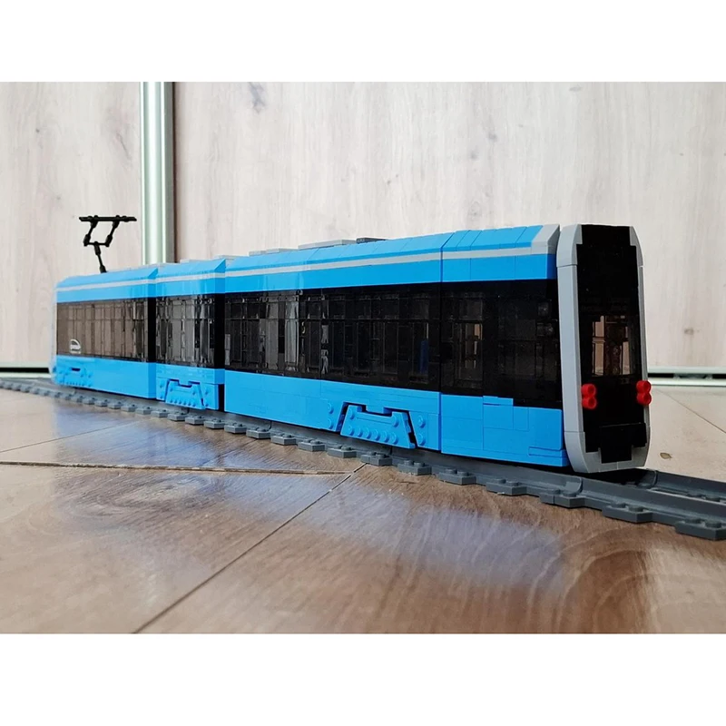 Model kolejowy, klocki konstrukcyjne, tramwaj - bez silnika, technologia modelarska, klocki DIY, zabawka konstrukcyjna do samodzielnego montażu, prezenty świąteczne
