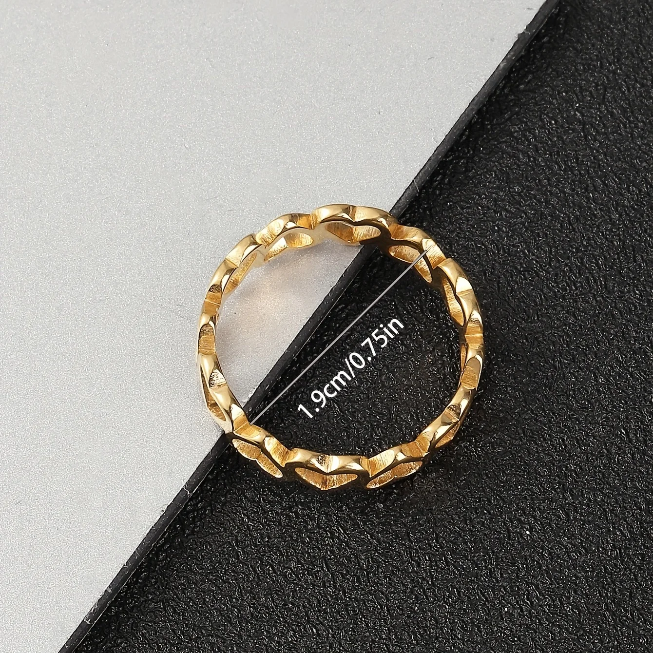 حلقة مطلية بالذهب عيار 18 قيراط من الفولاذ المقاوم للصدأ على شكل قلب ، تصميم قطع أنيق ، غير مسببة للحساسية ، مثالية للارتداء اليومي #5