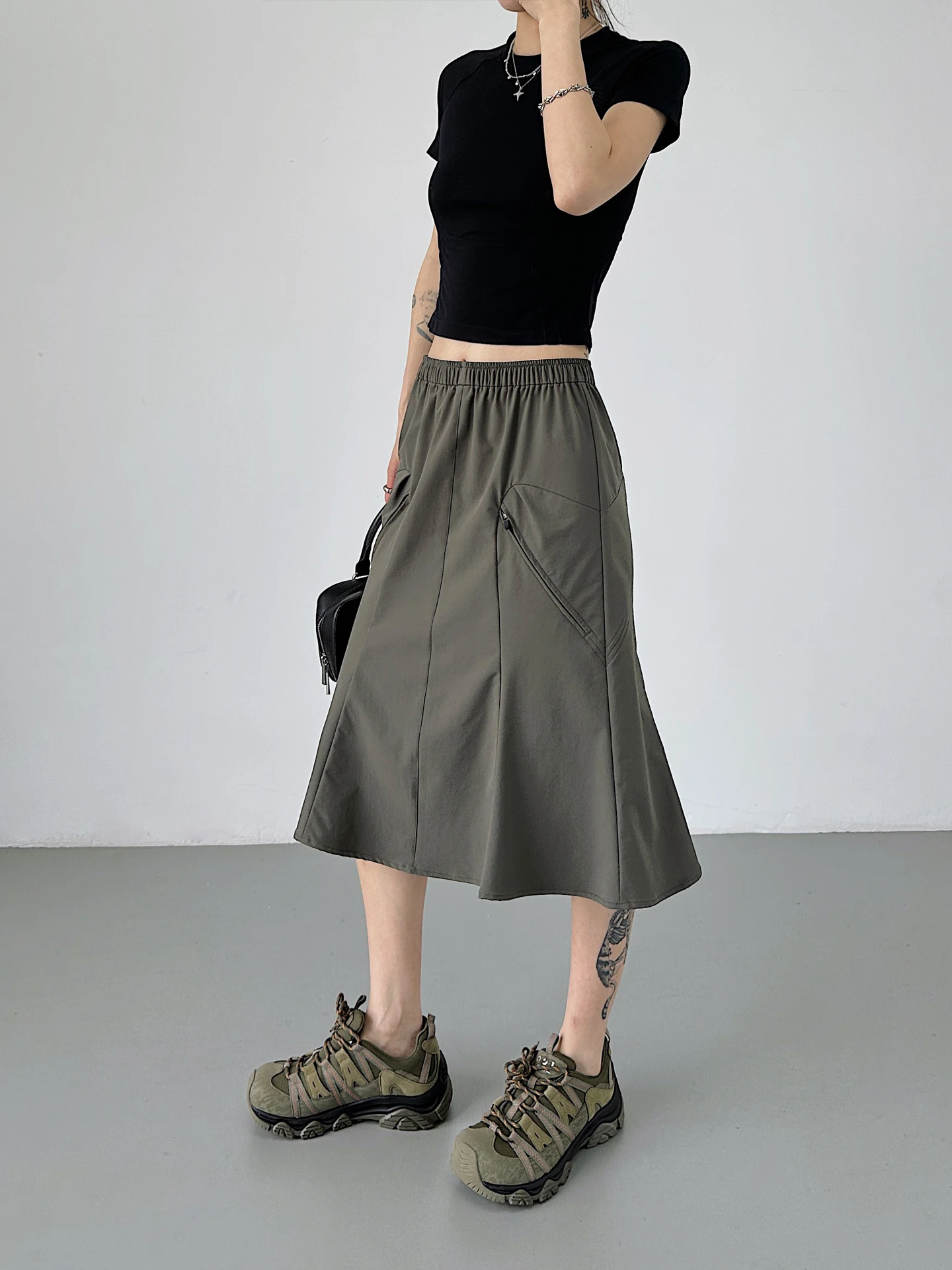 

2026 New Grey Green High Waist Slim Fish Tail Skirt Women's A-Line Skirt Workwear Style Casual Nylon Fabric Summer Dress