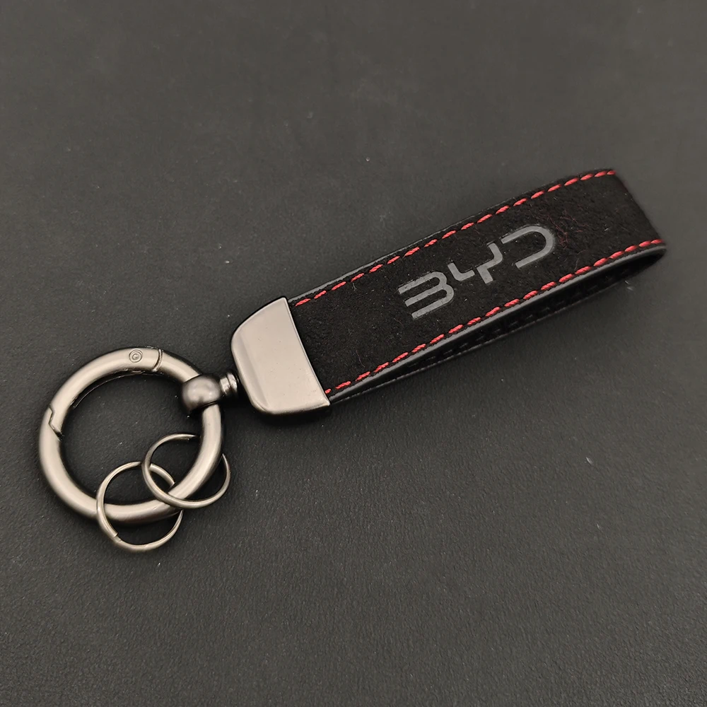 2025 Suede Leather Car Keychain BYD Logo Letters Emblem Badge Keyring For BYD Shark 6 Sealion 7 Atto 3 Act Leopard 5 Accessories