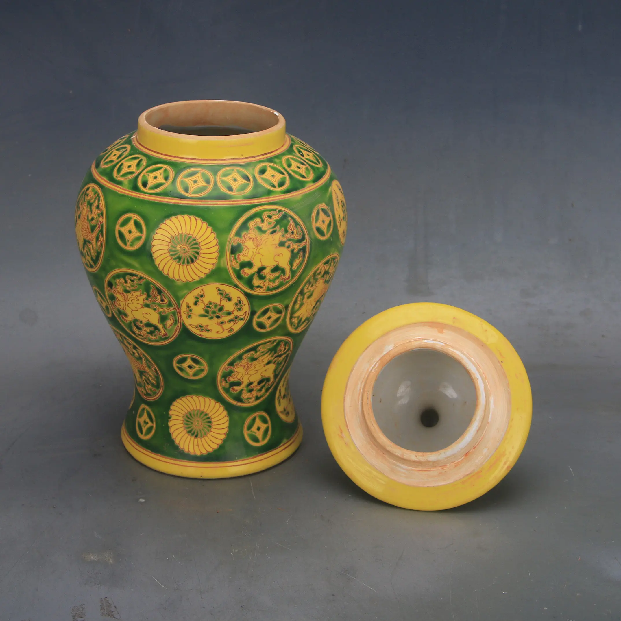 Ming Jingtai Style Enamel Floral Mythical Beast General Jar Handmade Porcelain Home Decor Ornament