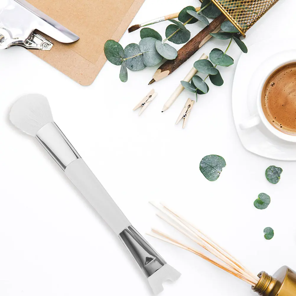 4Pcs Nose Makeup Brush Kit Supple Bristles Portable Lightweight Travel Friendly for Beginners Professionals Nose Contouring