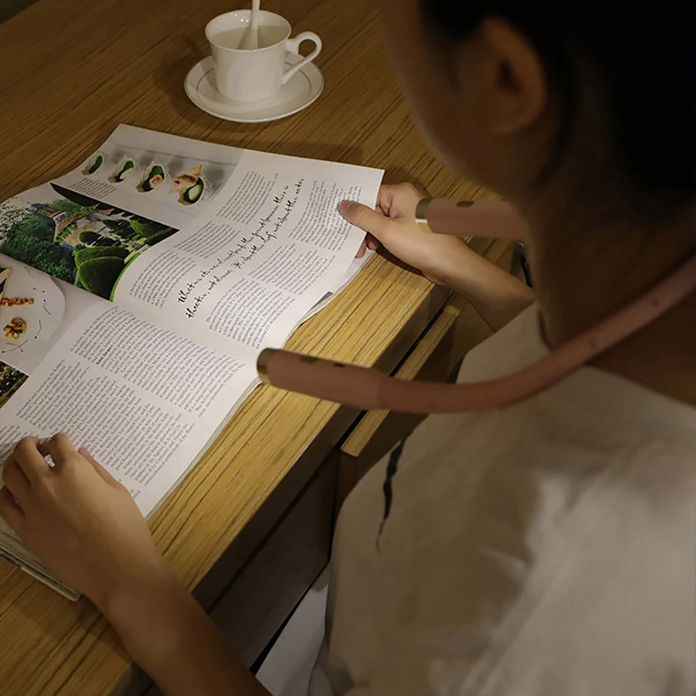 ضوء قراءة الرقبة، ضوء الكتاب، ضوء الرقبة القابل للانحناء، طويل الأمد وقابل لإعادة الشحن للقراءة