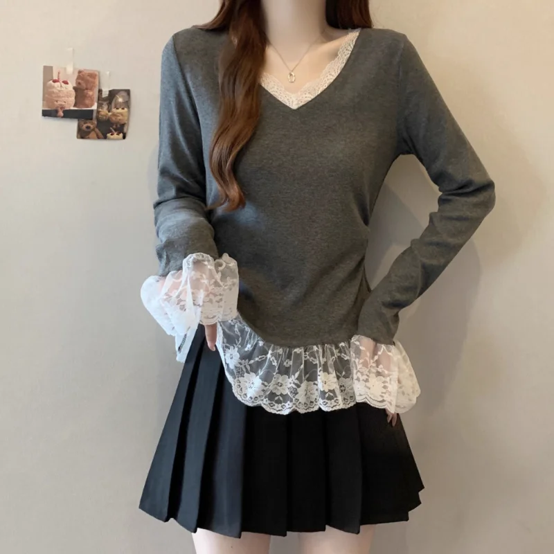 

V-neck Lace Hem Long-sleeved T-shirt for Women Spring Autumn New Style Waisted Bell-sleeved Top