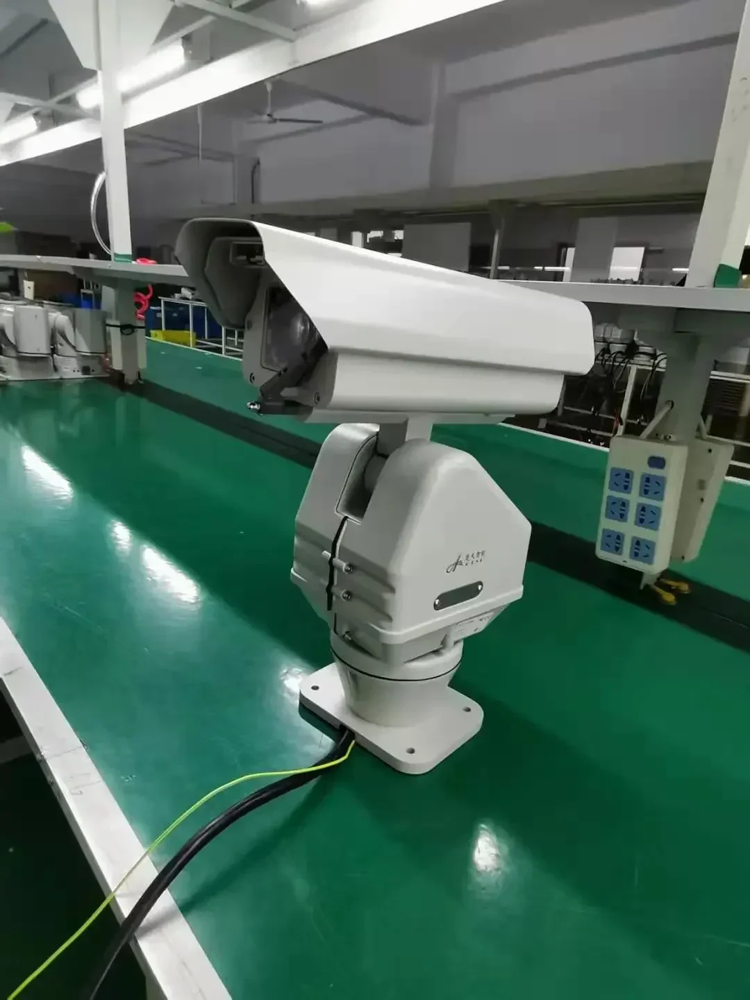 Telecamera digitale di sicurezza WiFi IP 4K 20x PTZ con tracciamento automatico per esterni con stile popolare