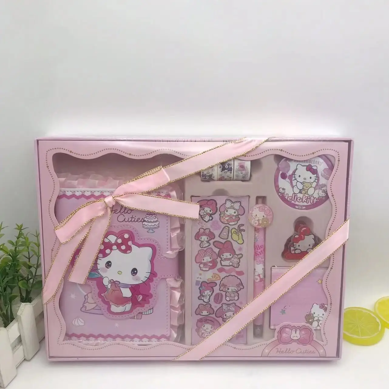 Sanrio Stationery Gift Box Set Kuromi Hellokitty Lace Notebook Stickers Pen Washi Tape Cute Kawaii Birthday Gift for Girls Kids view 6
