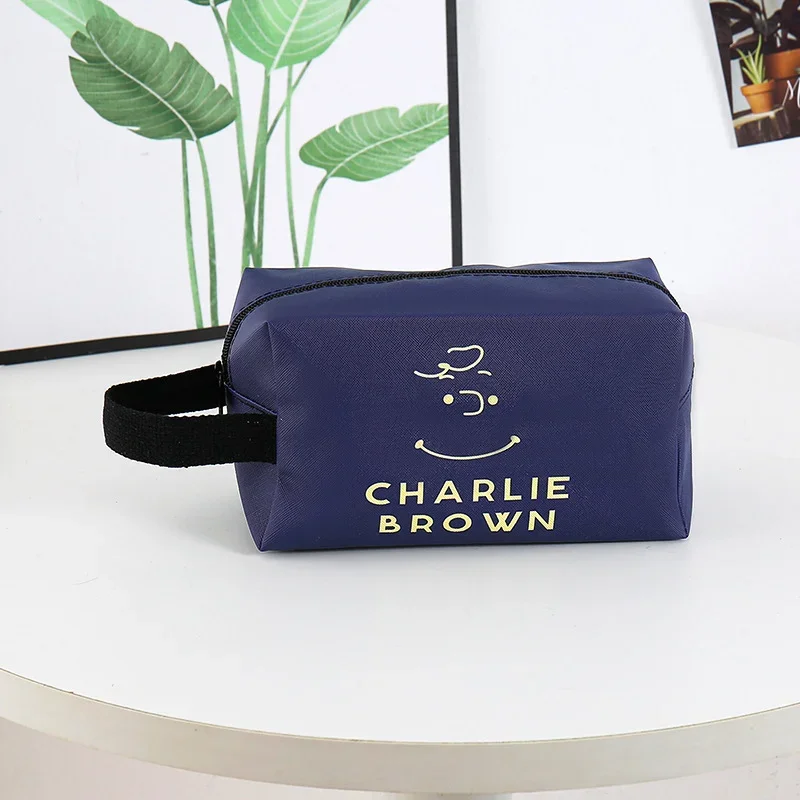 Snoopy Makeup Bag Cute for Women Zipper Large Solid Color Cosmetic Bag Travel Make Up borsa da toilette sacchetto di lavaggio Pen Pouch Pu