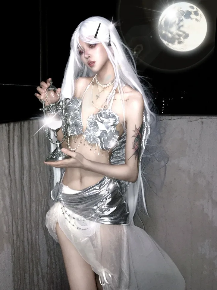 

Original Design Subculture Future Y3k Hollow Out Chains Beading Florals Tube Top and Mini Skirt Sexy Silver Wings Cyber 3pcs Set