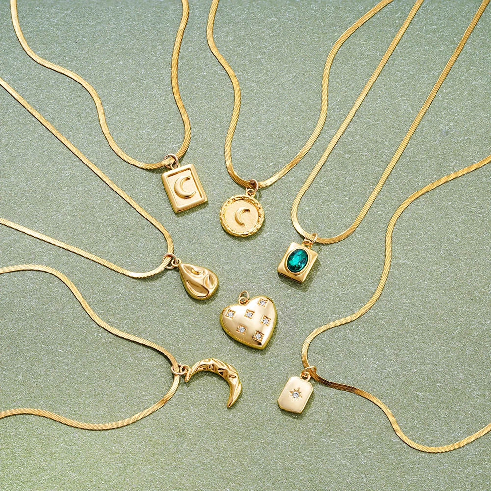 Vintage Moon Star Heart Square Pendant Stainless Steel Necklace for Women 18K Gold Plated Snake Chain Neckalces Fashion Jewelry