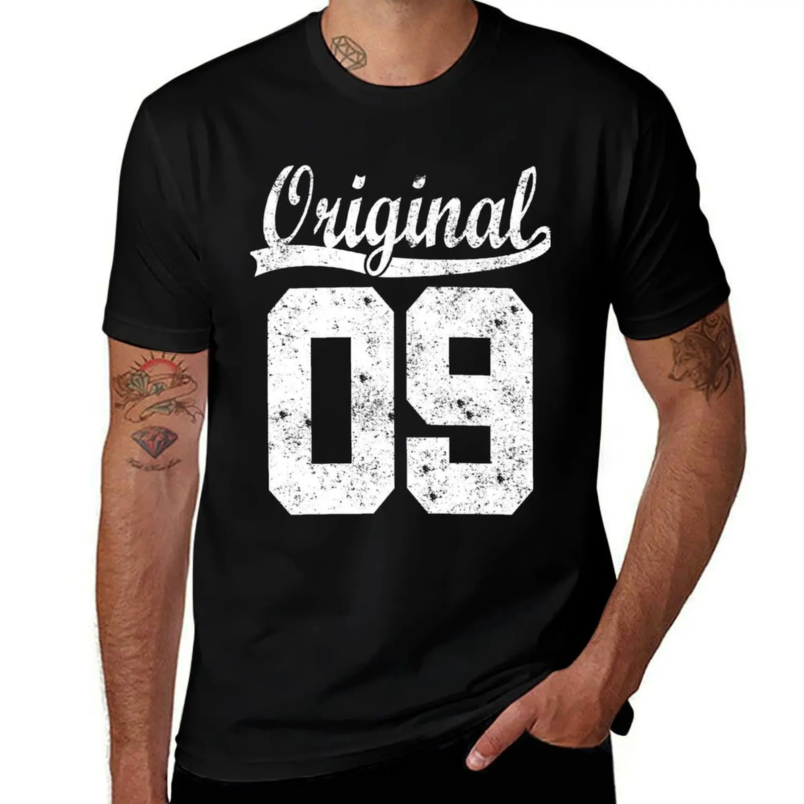 

Born in 2009 birthday shirt T-Shirt t shirt man designer man t shirts graphic