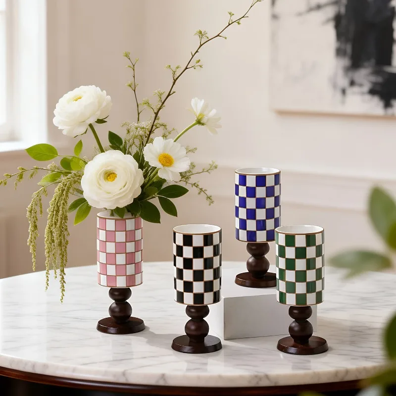 Checkerboard Ceramic Pedestal Vase Vintage Checkered Makeup Brush Storage Jar Room Hotel Fresh Flower Hydroponic Vase Home Decor