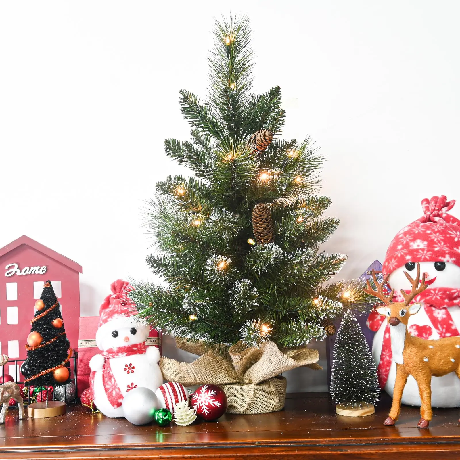 

Pre-lit Artificial Mini Christmas Tree 2ft Snow Tipped Pine Artificial Small Christmas Tree with 30 Led Lights For Home Decor