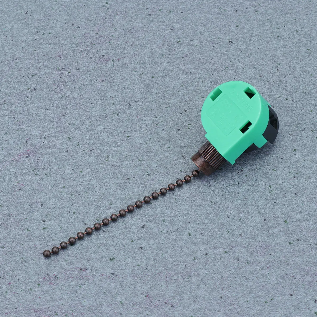 

2Pcs 3 Adjustable Speeds Ceiling Fan Pull Chain 220V for Brown Vintage Style Easy Installation Fan Chain