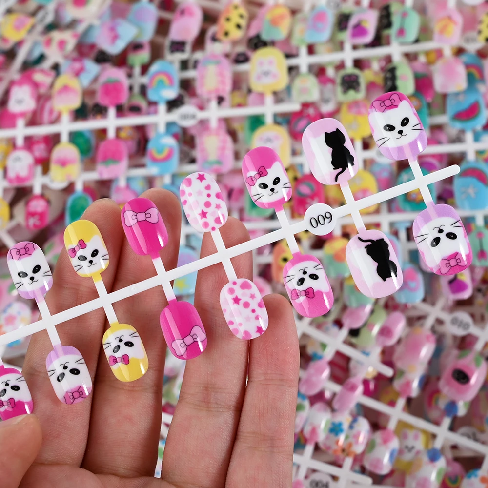 24Pcs Cartoon Nail Tip for Kids Colorful Pink Unicorn Rabbit Kitty Pattern Fake Nail Safty for 6~12 years Children XS False Nail