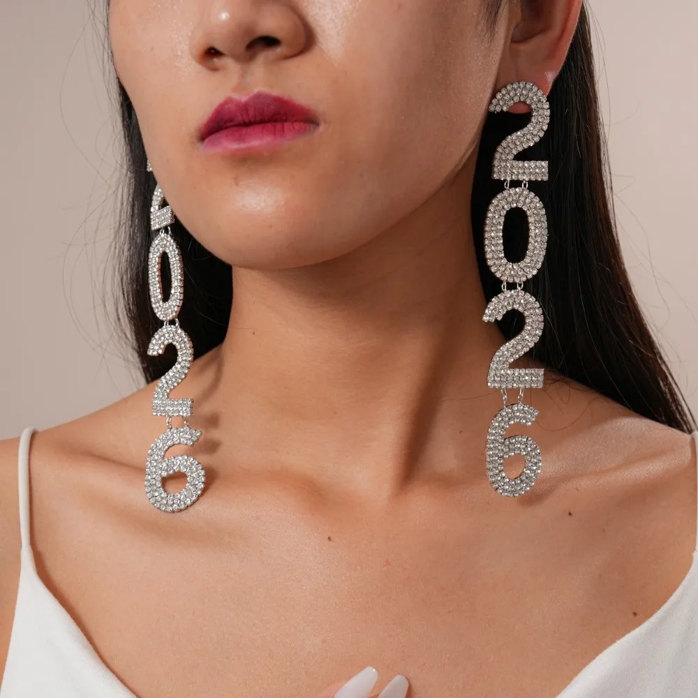 بدلة مجوهرات جمالية عتيقة 2026 مبالغ فيها من حجر الراين أقراط سنة جديدة سعيدة لامعة قطرة طويلة 2026 قلادة عيد الميلاد