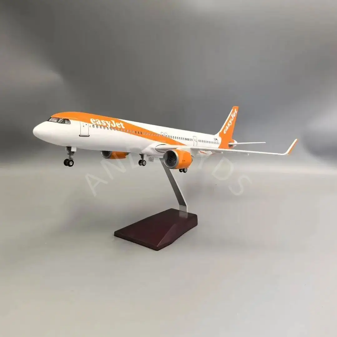 47 سنتيمتر تحصيل طائرة 321 EasyJet الخطوط الجوية A321 نموذج طائرة الراتنج طائرة مع الهبوط الجدول زينة طائرة