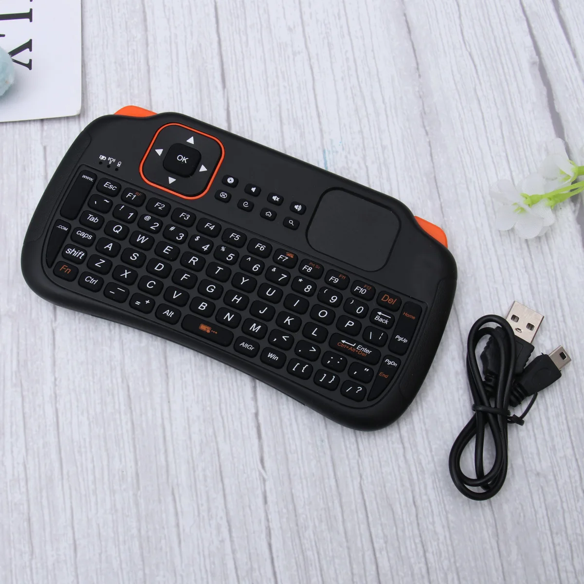 

83 Keys 2.4Ghz Wireless Mini Keyboard With Touchpad For Pc Xbox360 Htpc Black Portable Rechargeable