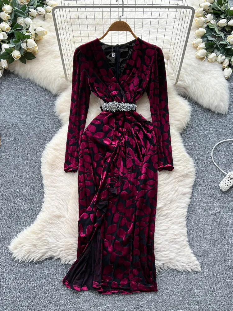 فستان أنيق من المخمل بأكمام طويلة وياقة على شكل V مع طباعة، فستان نسائي خريفي نحيف بخصر مرتفع وشق، فستان بأسلوب كوري للعمل