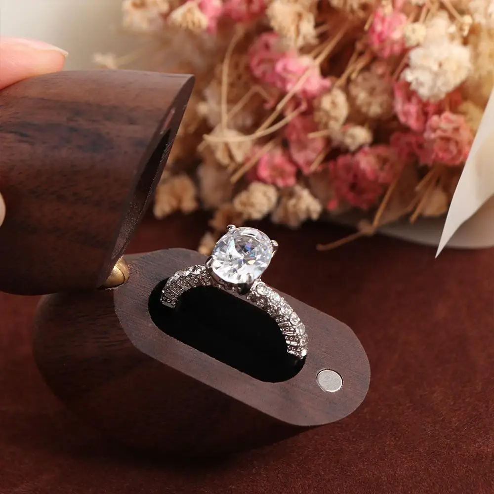 Vintage Heart Shaped Wooden Ring Box Single Slot Durable Proposal Ring Case Reusable Portable Ring Holder Engagement