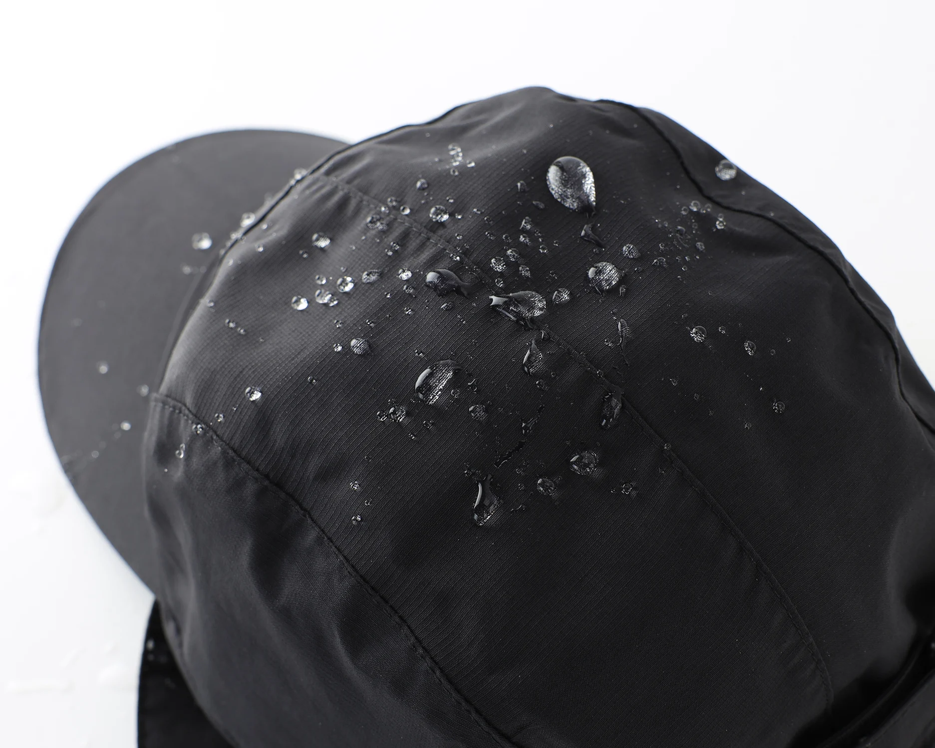 Connectyle Men's Water-Resistant Winter Hat Reflective Fleece Lined Earflap Cap Soft Warm Baseball Outdoor Sports Hat