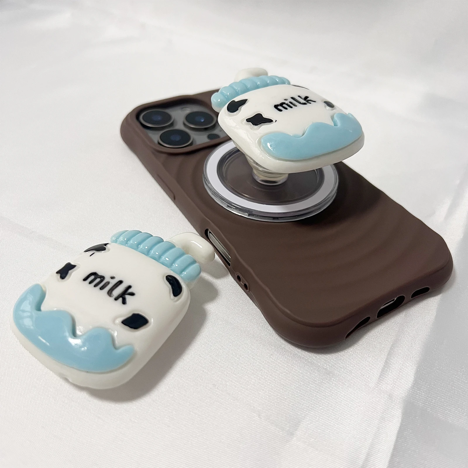 Carino 3D Blu Bianco Bottiglia di Latte Supporto Del Telefono Griptok Supporto Per iPhone 17 16 PM Samsung Grip Tok Presa Staffa Ragazza Regalo