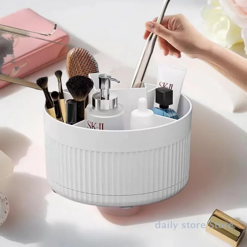 1 قطعة منظم فرش المكياج؛ 360 °   حامل مستحضرات التجميل القابل للدوران؛ حقيبة تخزين مكونة من 5 فتحات لسطح مكتب الغرور