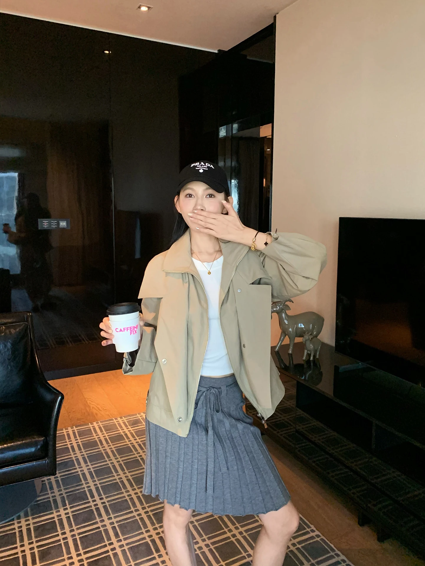 

Корейская свободная куртка цвета хаки для женщин, весенняя модная верхняя одежда, имитация двухслойного рабочего пальто, бренд Young Kylin