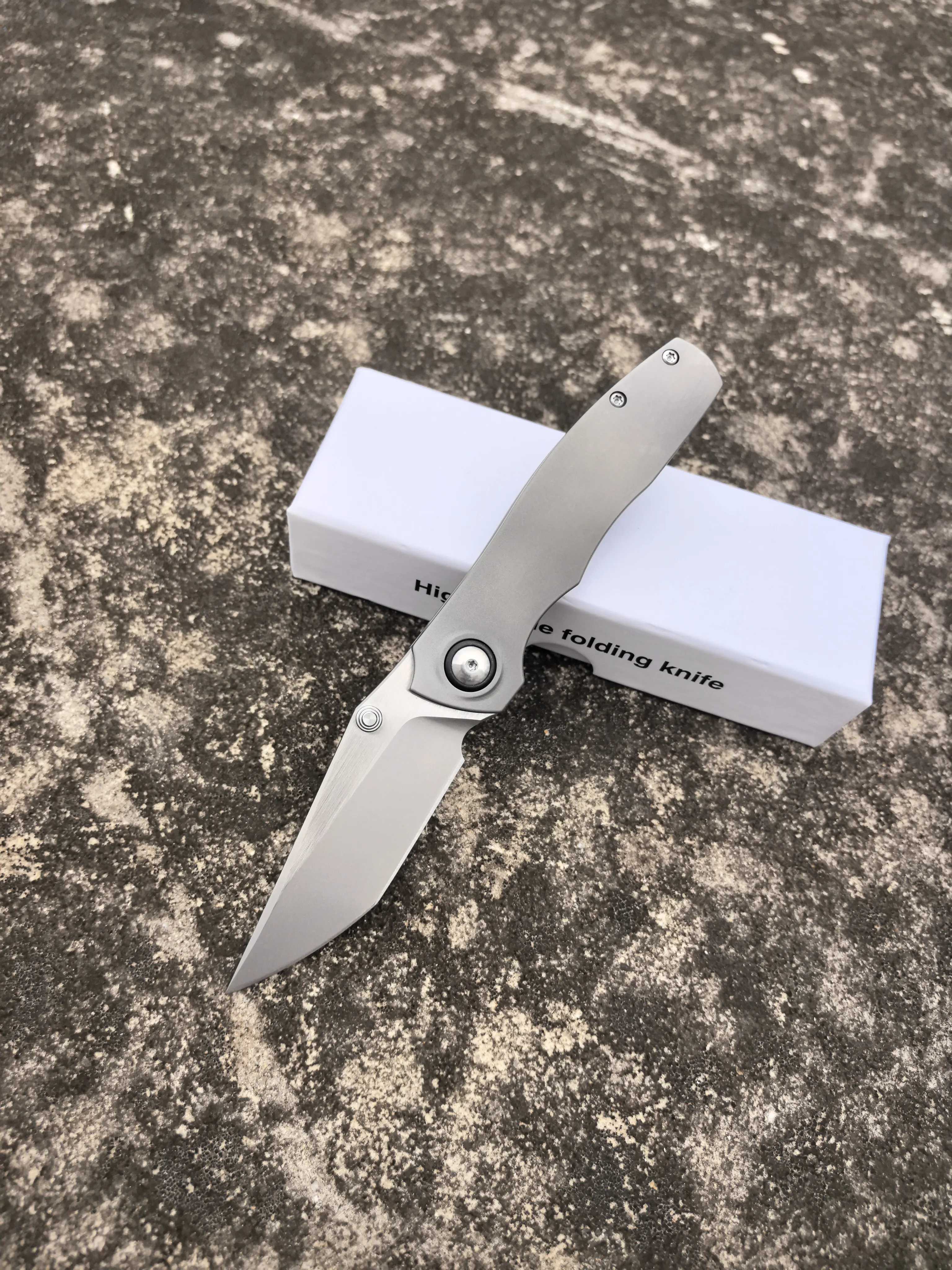 Folding Knife 10CR15MVCO Blade Titanium Alloy Material Handle Hiking Outdoor Camping Fishing Multifunctional EDC Tool