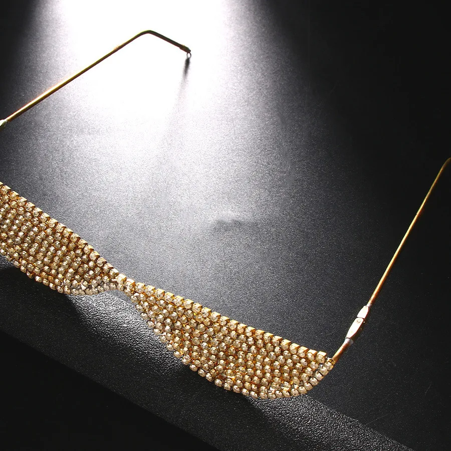 กรอบแว่นตาแฟชั่นประดับพลอยเทียมรูปพระจันทร์เสี้ยวแบบเรียบง่ายไม่มีเลนส์เครื่องประดับสำหรับการตกแต่งดวงตาคริสตัลส่องแสงเป็นประกายวิบวับผู้หญิงหญิงสาว