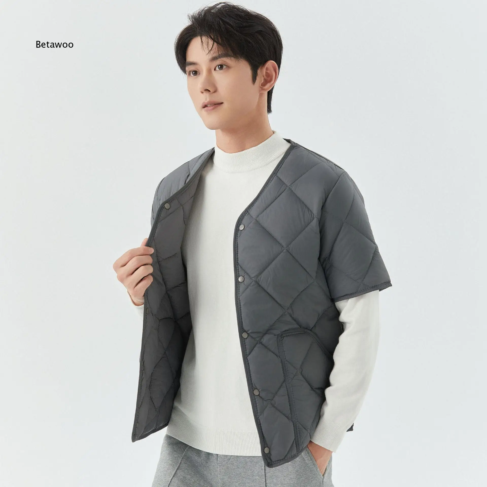 Men Short Sleeve Quilted Vest V Neck Snap Button Front Side Pocket Padded Inner Layer Jacket for Autumn Winter Daily Layering