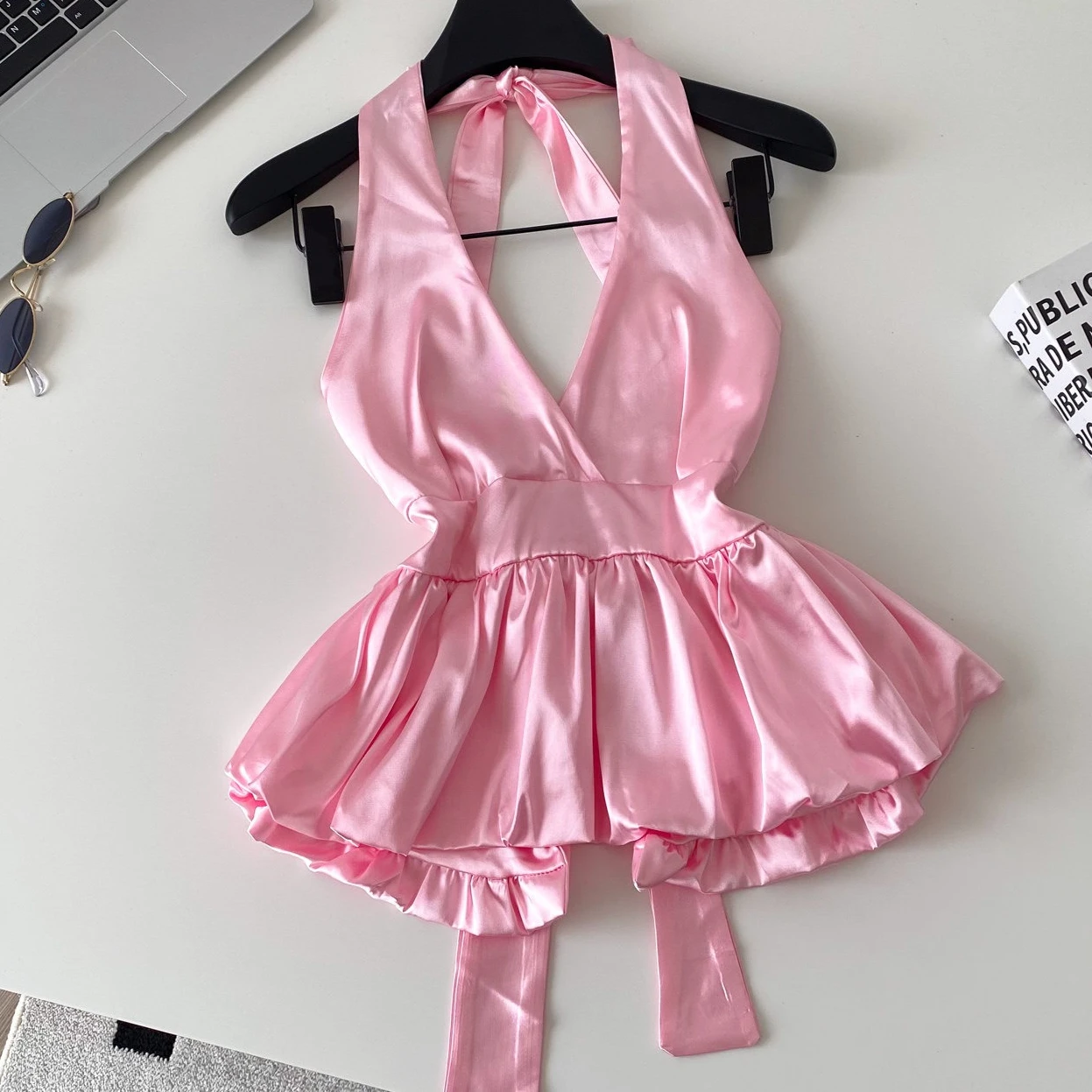 

Tanks Tops Women Top V Neck Sleeveless Camis Sexy Halter Y2k Streetwear Backless Tight Waist Elegant Work Slim Fit 2026