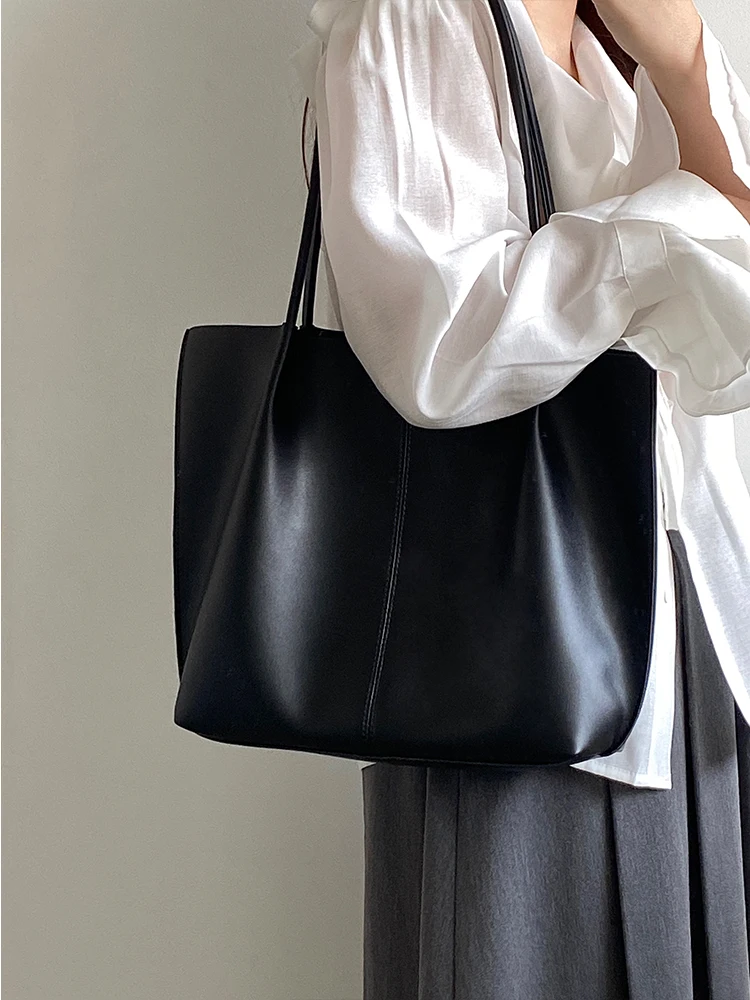 2023 Chic Design Black Commuting Composite Bags High Quality Solid Color Large Capacity Casual Single Shoulder Tote Bag