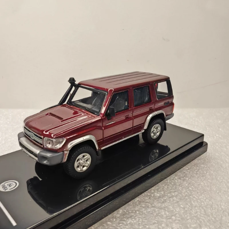 

Литой под давлением оригинальный 1:64 Land Cruiser LC70, модель из сплава, имитация украшения, хобби, сувениры, коллекция подарков, статический дисплей