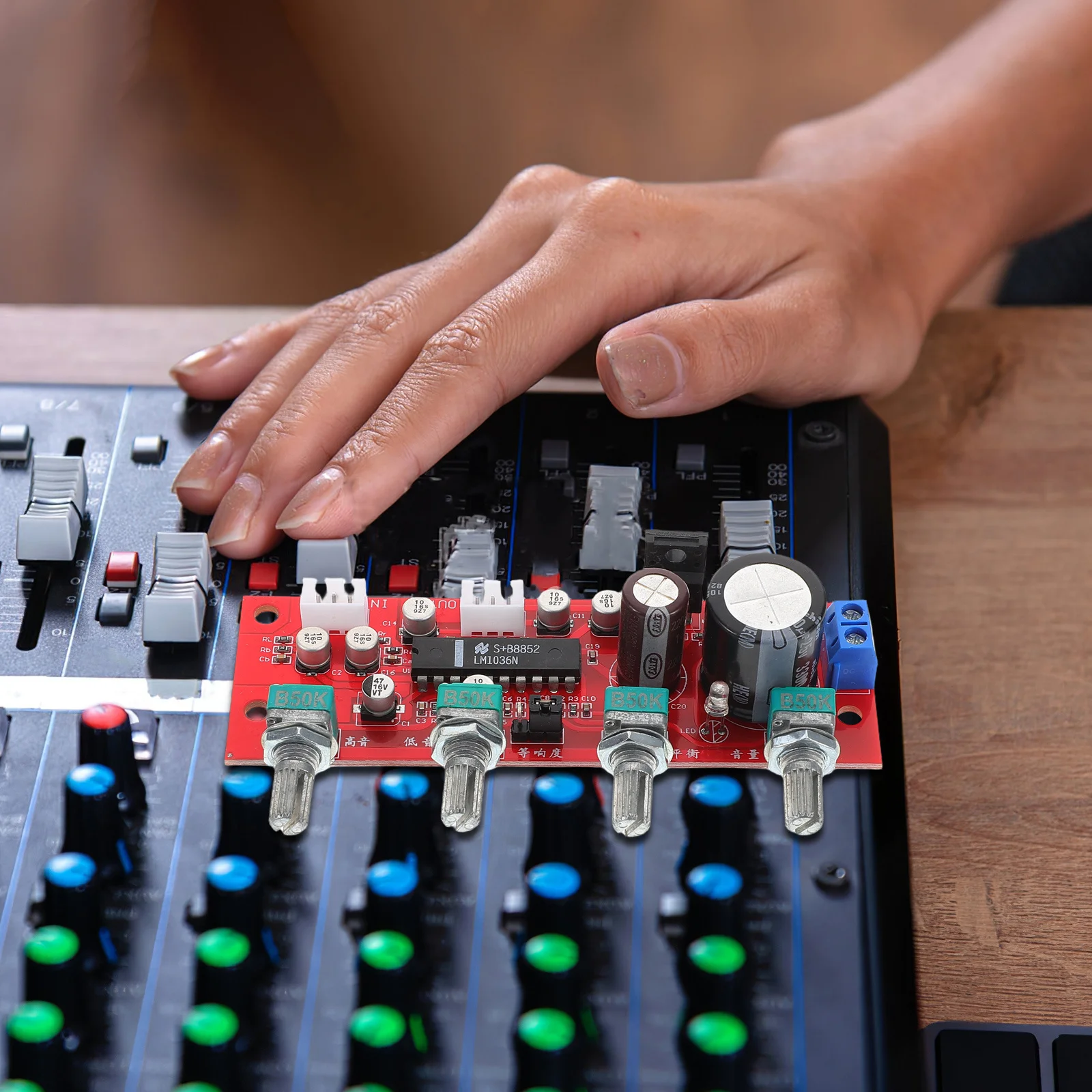 

Lm1036 Preamplifier Audio Amplifier Tone Control Board Fixed Potentiometer Volume Bass Treble Control Circuit for Hifi Stereo