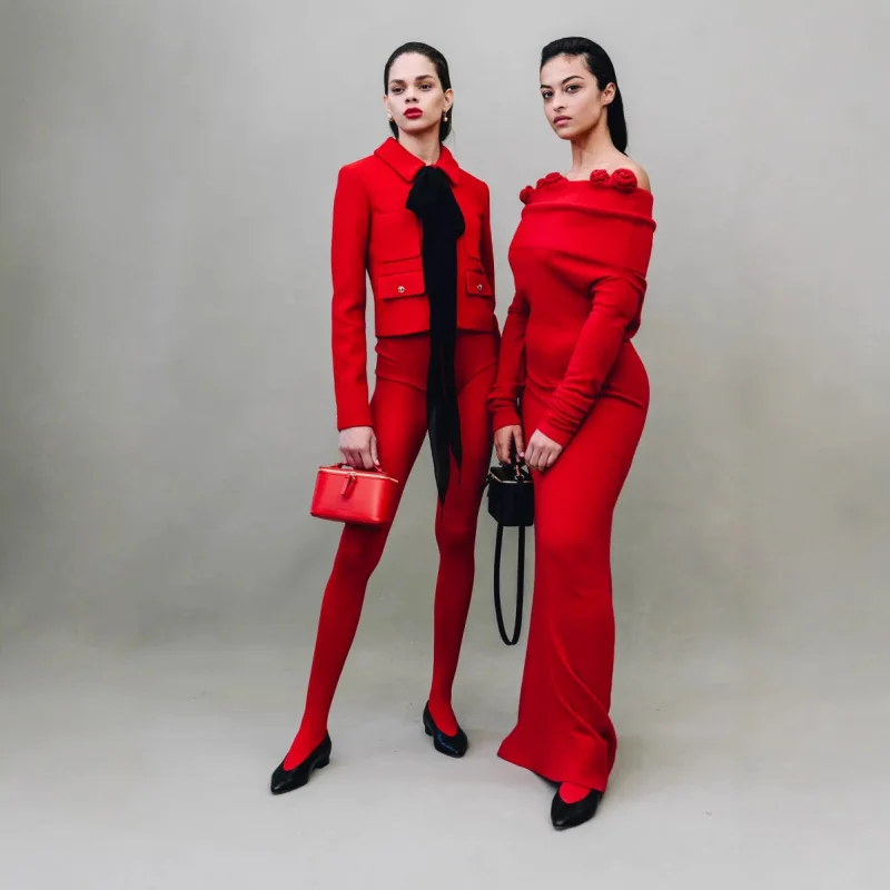 

European American Hot-Selling Off-Shoulder Long Dress with Three-Dimensional Flower Decoration Slim-Fit Elegant Evening Gown