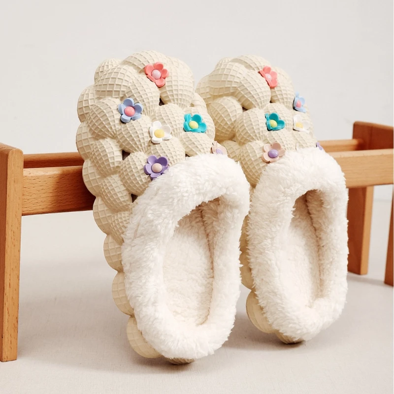 شباشب نسائية شتوية مضادة للانزلاق ومقاومة للاهتراء ونعل سميك للارتداء في الهواء الطلق، شباشب دافئة داخلية