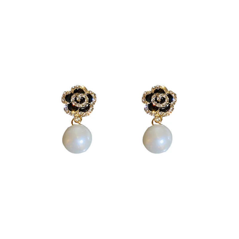 Vintage Black Color Flower Earring For Women Acrylic Crystal Flower Imitation Pearl Stud Earrings Fashion Women Party Jewelry