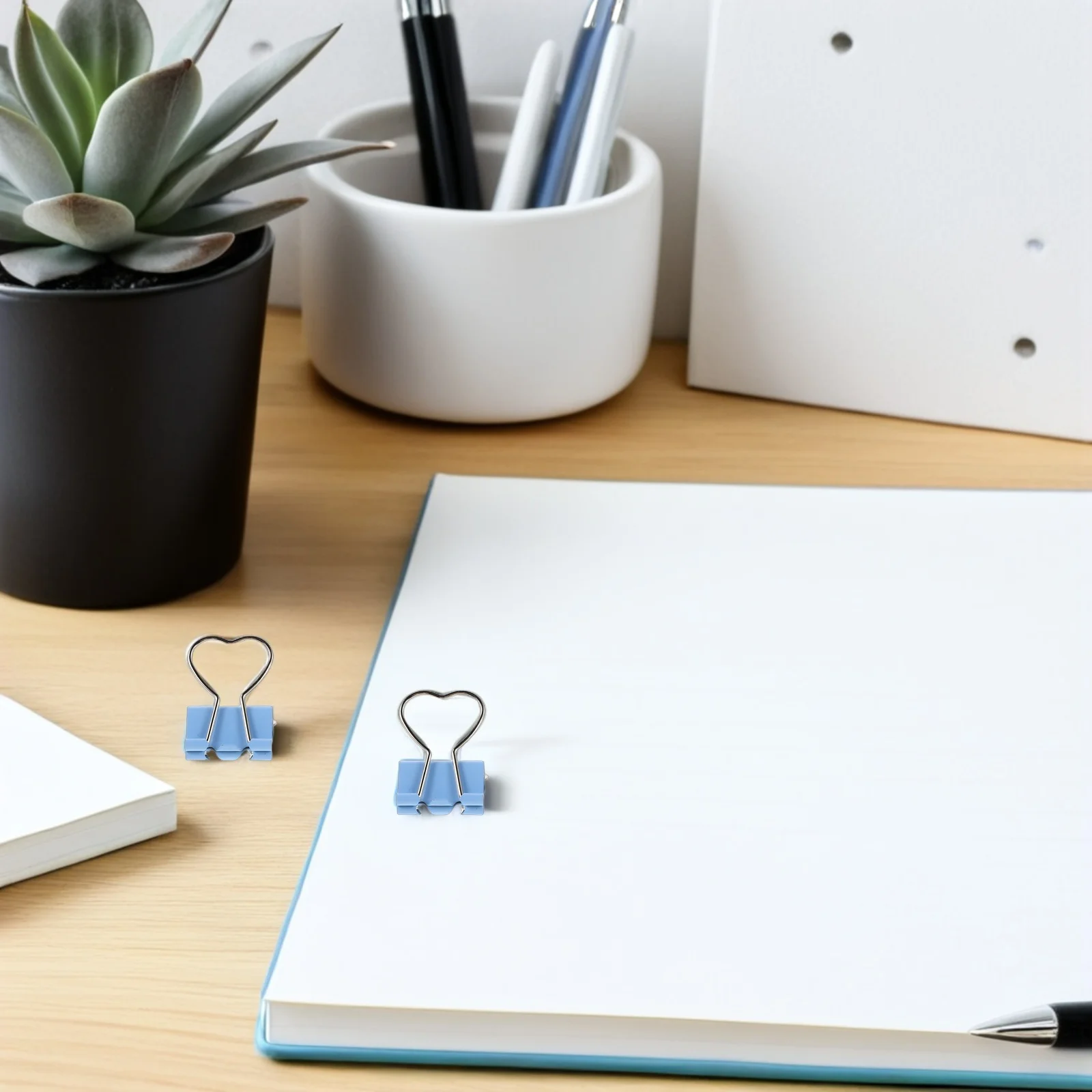 24pcs Heart Shaped Metal Binder Office Stationery Paper File Clips For Organizing Notes Journals