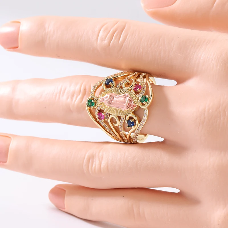 Vintage Virgin Mary Cameo Synthetic Zirconia Two Tone Ring for Women Elegant Luxury Banquet Festival Perfect Jewelry Accessories