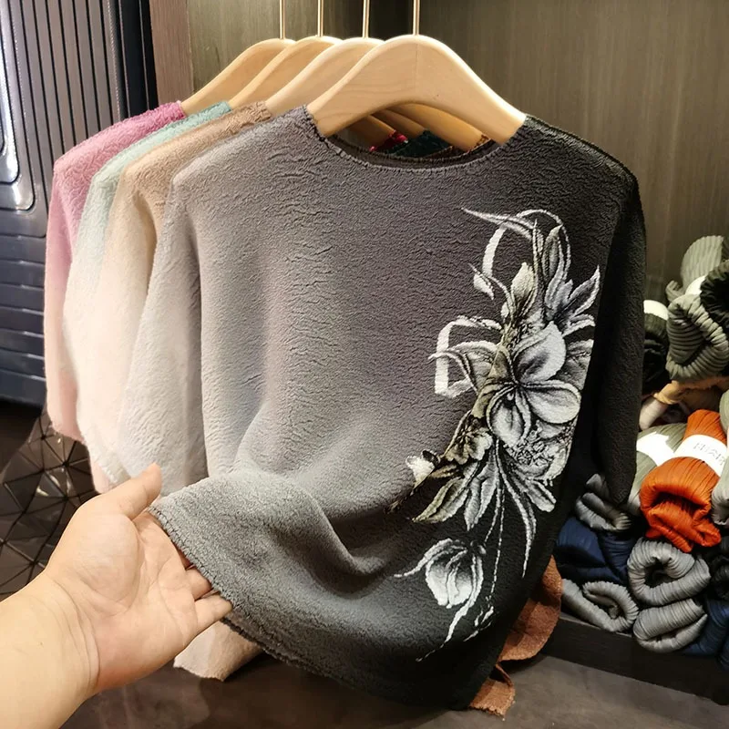 

Miyake Design Ретро футболка плиссированная с градиентным принтом Лето с круглым вырезом Темперамент Свободные универсальные повседневные топы Большая эластичность