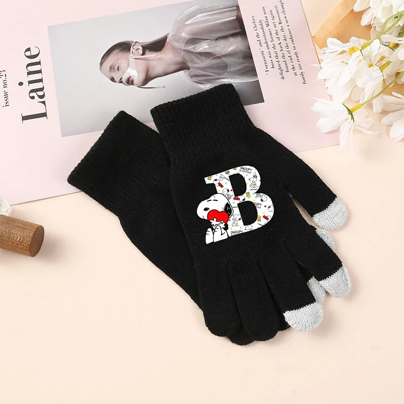 Snoopy Children's Knitted Gloves Letter A-Z Printed Fashion Touchable Screen Winter Warmth Outdoors Cycling Five Finger Mittens