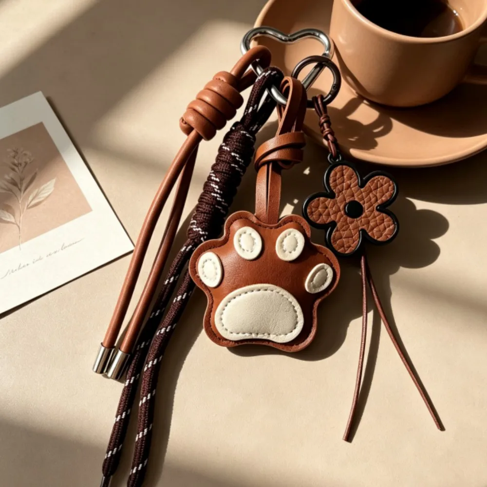 

Cute PU Leather Bag Charm Keychain, Braided Cord & Flower Pendant, Kawaii Accessory for Women Bags & Keys