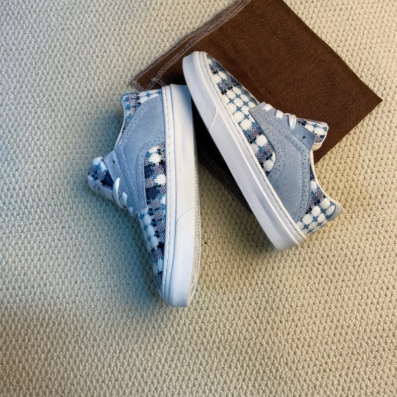 

2026 new large-size men's shoes, breathable shoes, student women's shoes, men's sneakers, soft-soled skate shoes, men's shoes