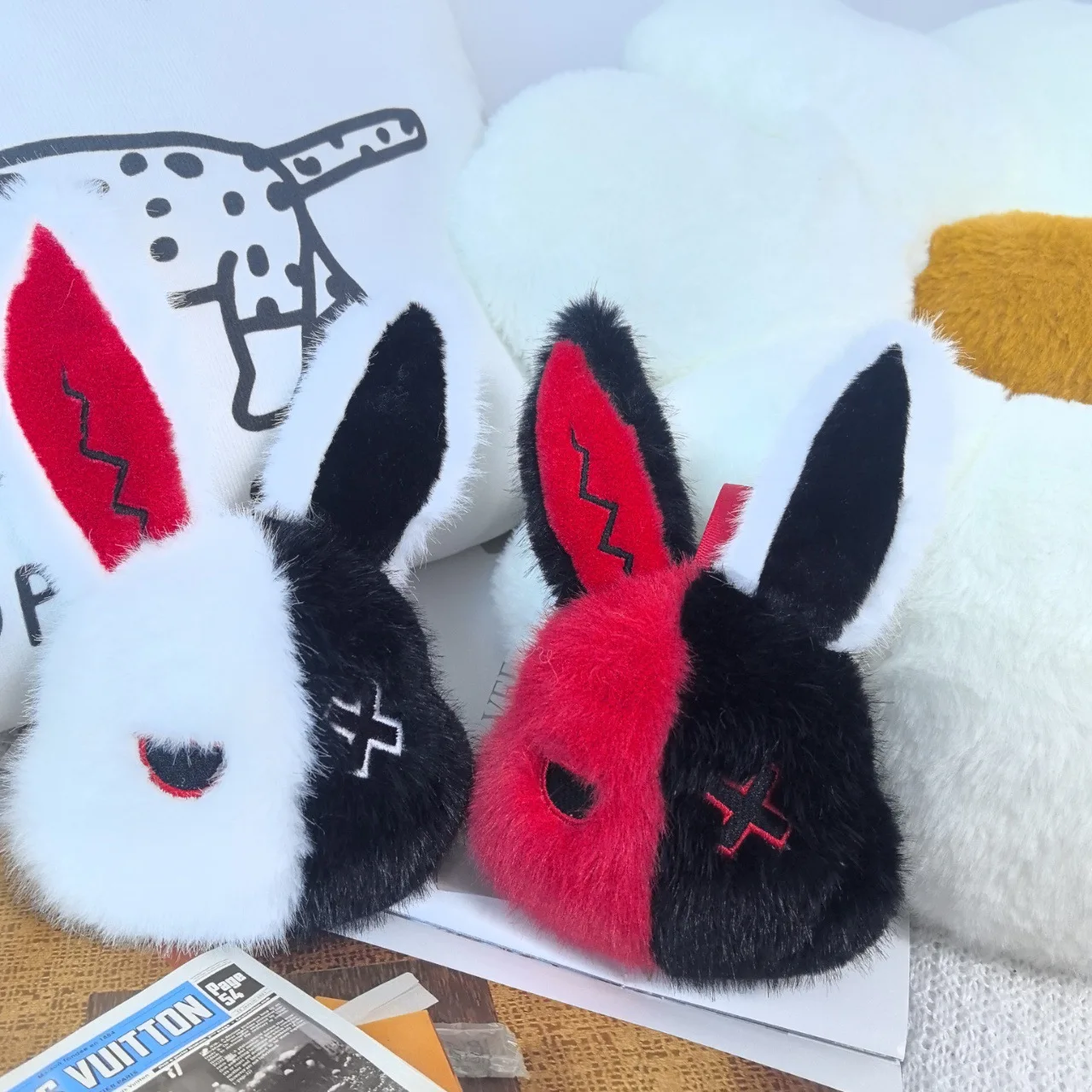 Assorted Color Plush Rabbit Keychain 3Pcs Soft Fuzzy Bunny Key Ring Cute Bag Pendant For Gift