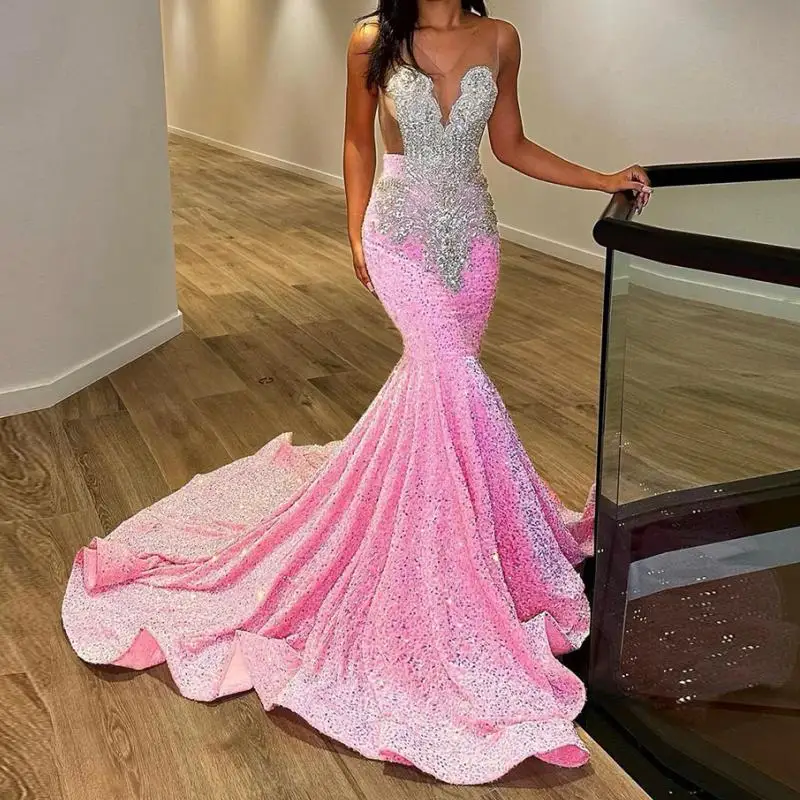 Luxury Elegant Meramid Evening Dresses V Neck Crystal Beads Sexy Illusion Back Women Formal Special Occasion Dress Party Gown