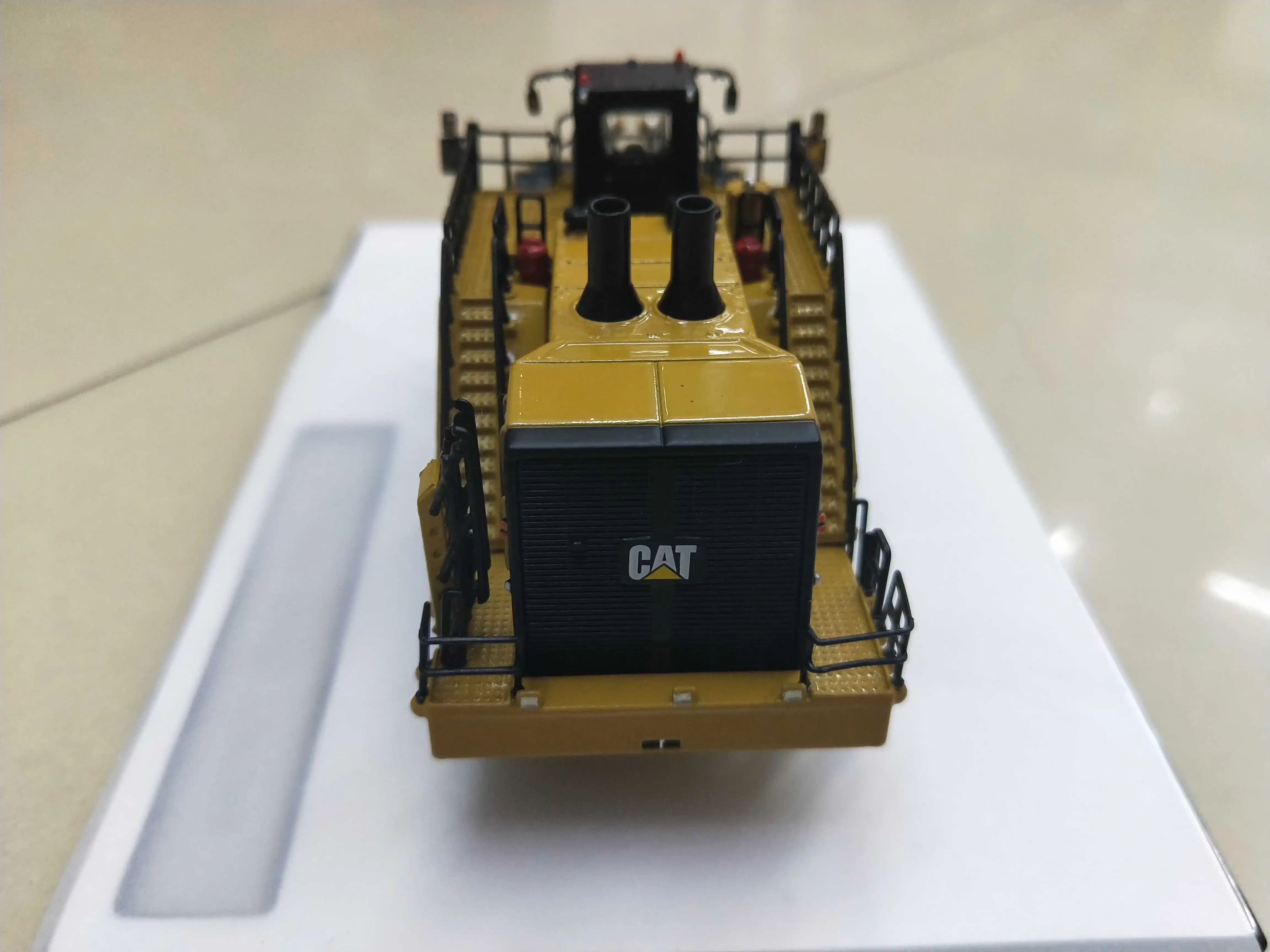 DM 1:125 Cat Cate~rpilla 994K Loader Alloy Vehicle Forklift Model 85535 Gifts Souvenir Toys