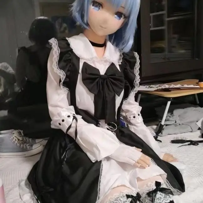 ผู้หญิงชุดแม่บ้าน Lolita คอสเพลย์น่ารักเซ็กซี่เร้าอารมณ์ Kawaii Cafe เครื่องแต่งกายสีดําสีขาวชายชุดผ้ากันเปื้อนน่ารัก Bowknot