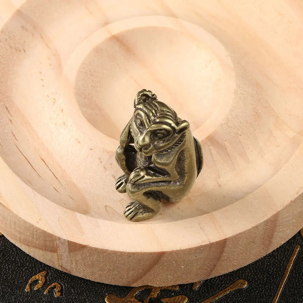 

Mini Brass Monkey Retro Metal Animal Statue For Desktop Decor Indoor Tabletop Ornament Small Vintage Home Decoration Craft