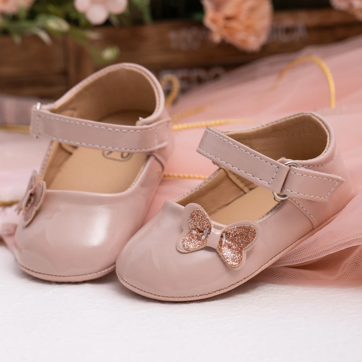 KIDSUN-zapatos de bebé de PU para niña recién nacida, zapatos de decoración con lazo, suela de goma antideslizante, primeros pasos, 0-18M