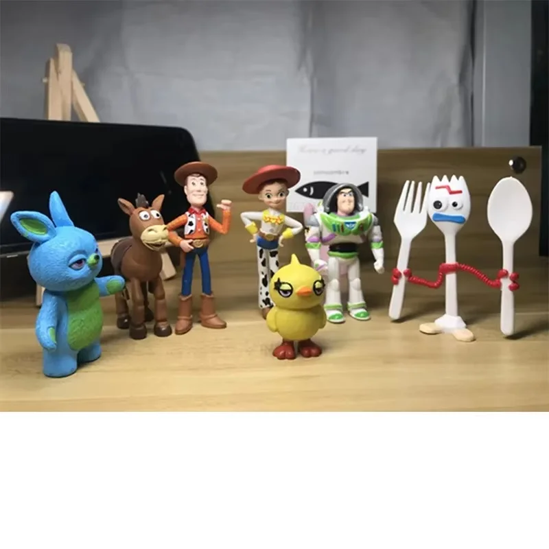 Toy Story 4 7 stks Actiefiguren Set Collectible Dolls Woody Jessie Buzz Lightyear Forky Varken Beer Model Speelgoed Cadeaus voor Kerstmis